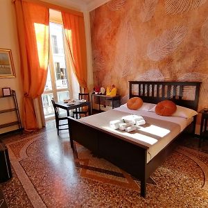 Camera con letto king size